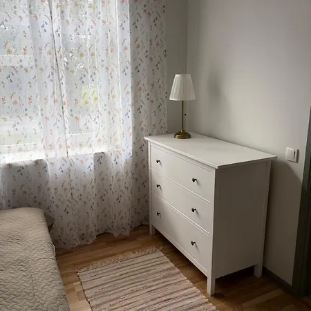 Aia * Kuressaare